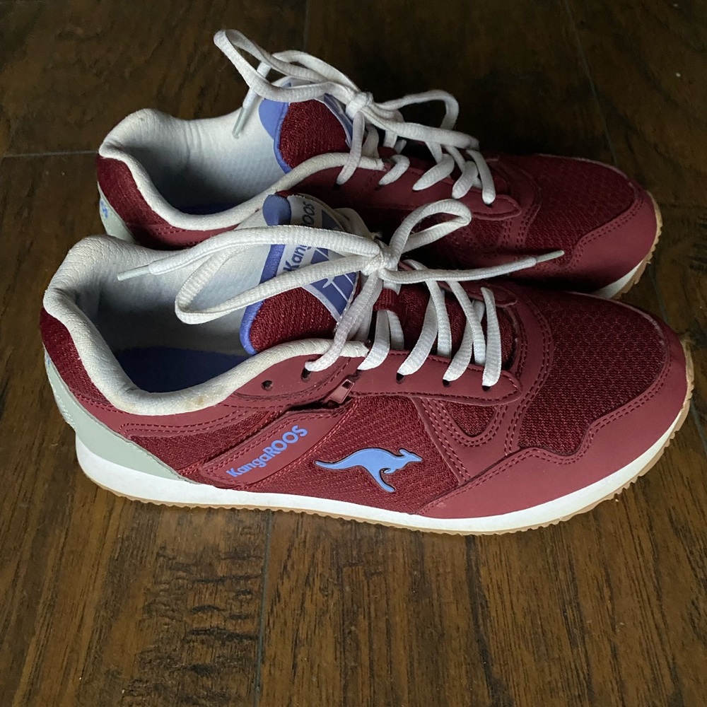 kangaROOS Burgundy and Blue Athletic Shoes
